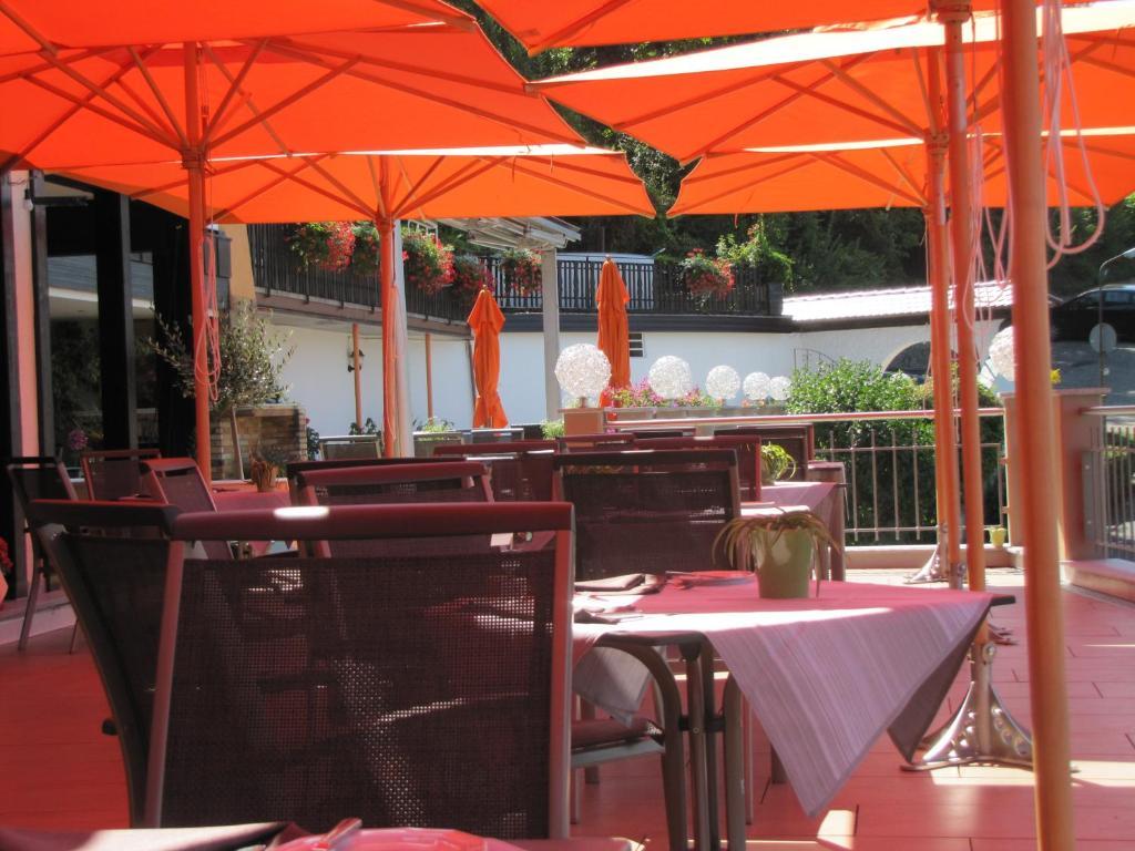 Hotel Haus Am Berg Oberkirch  Buitenkant foto