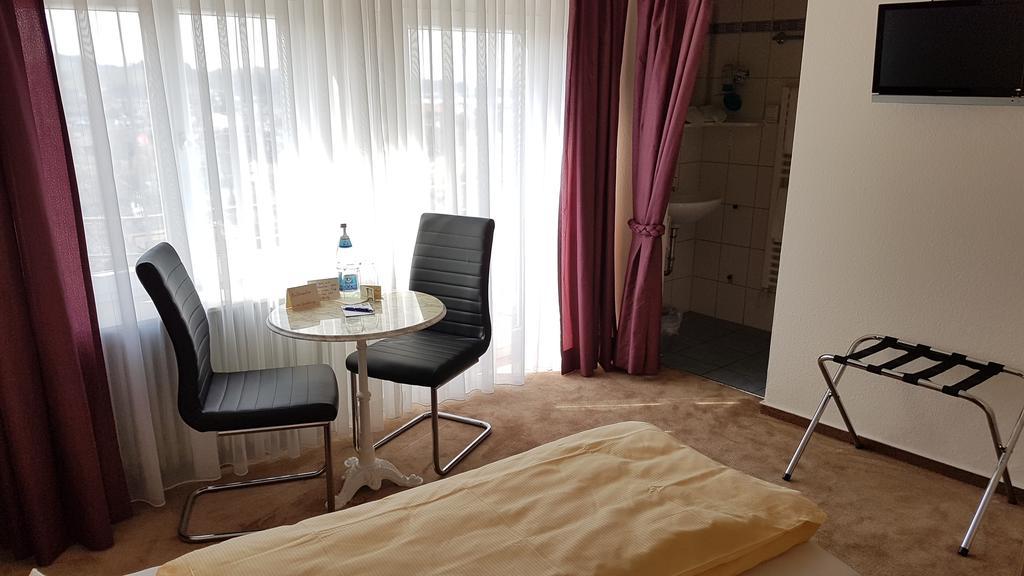 Hotel Haus Am Berg Oberkirch  Buitenkant foto