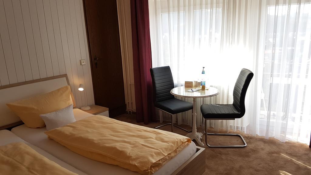 Hotel Haus Am Berg Oberkirch  Buitenkant foto