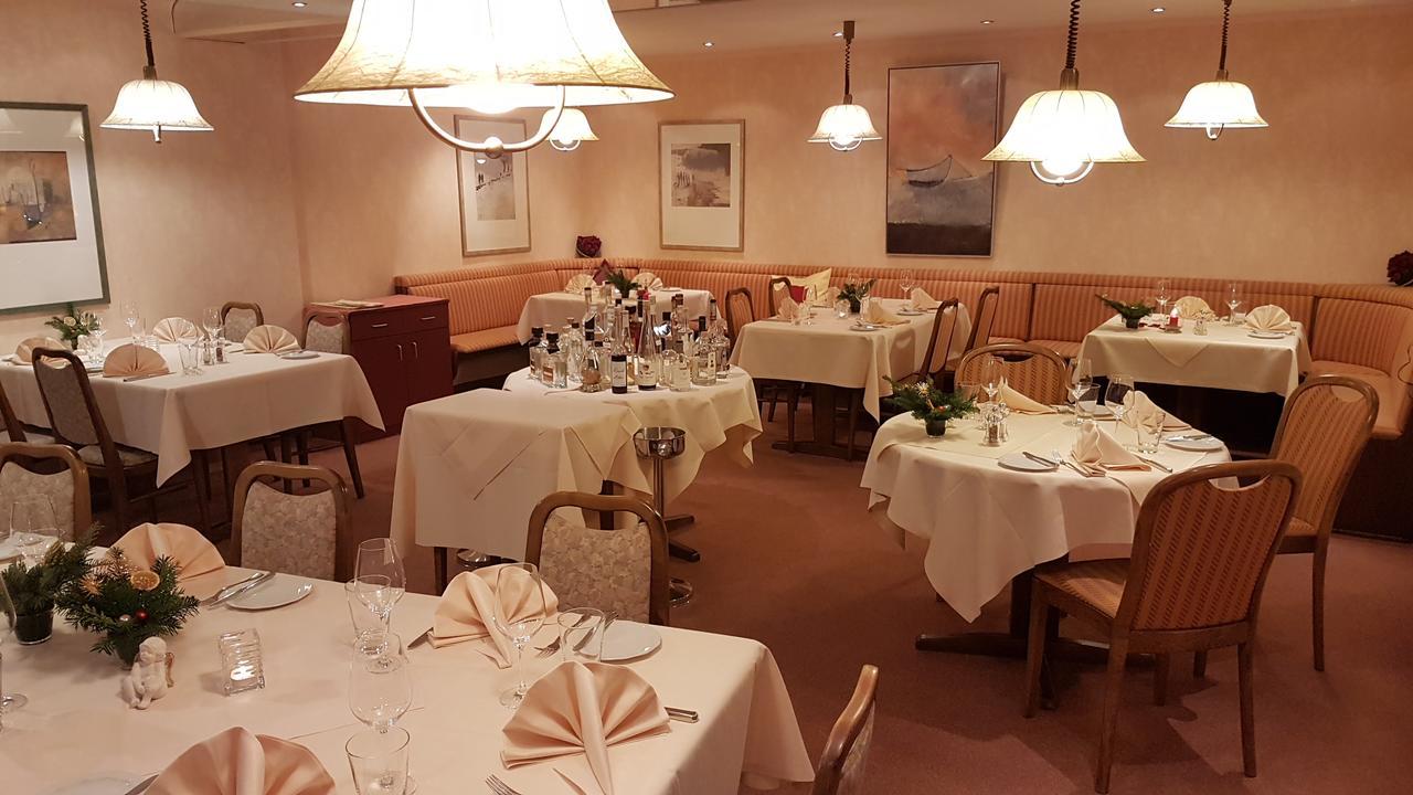 Hotel Haus Am Berg Oberkirch  Buitenkant foto