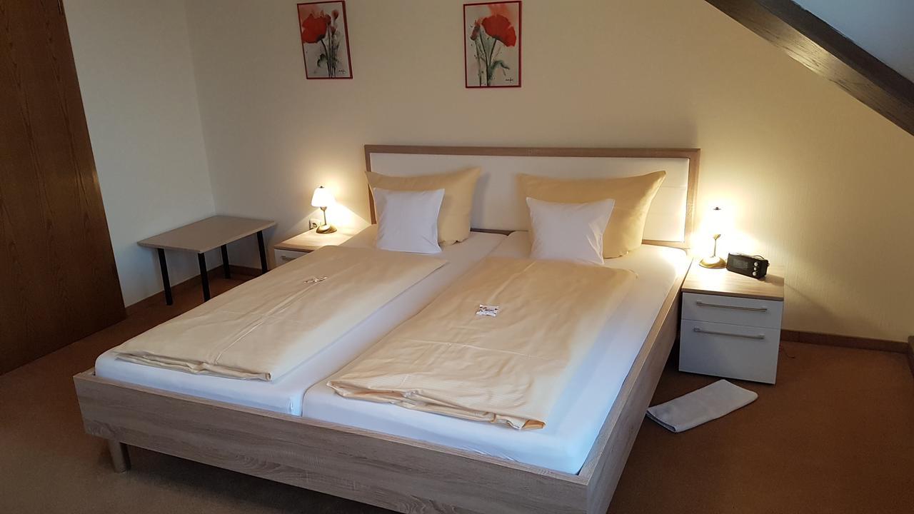 Hotel Haus Am Berg Oberkirch  Buitenkant foto